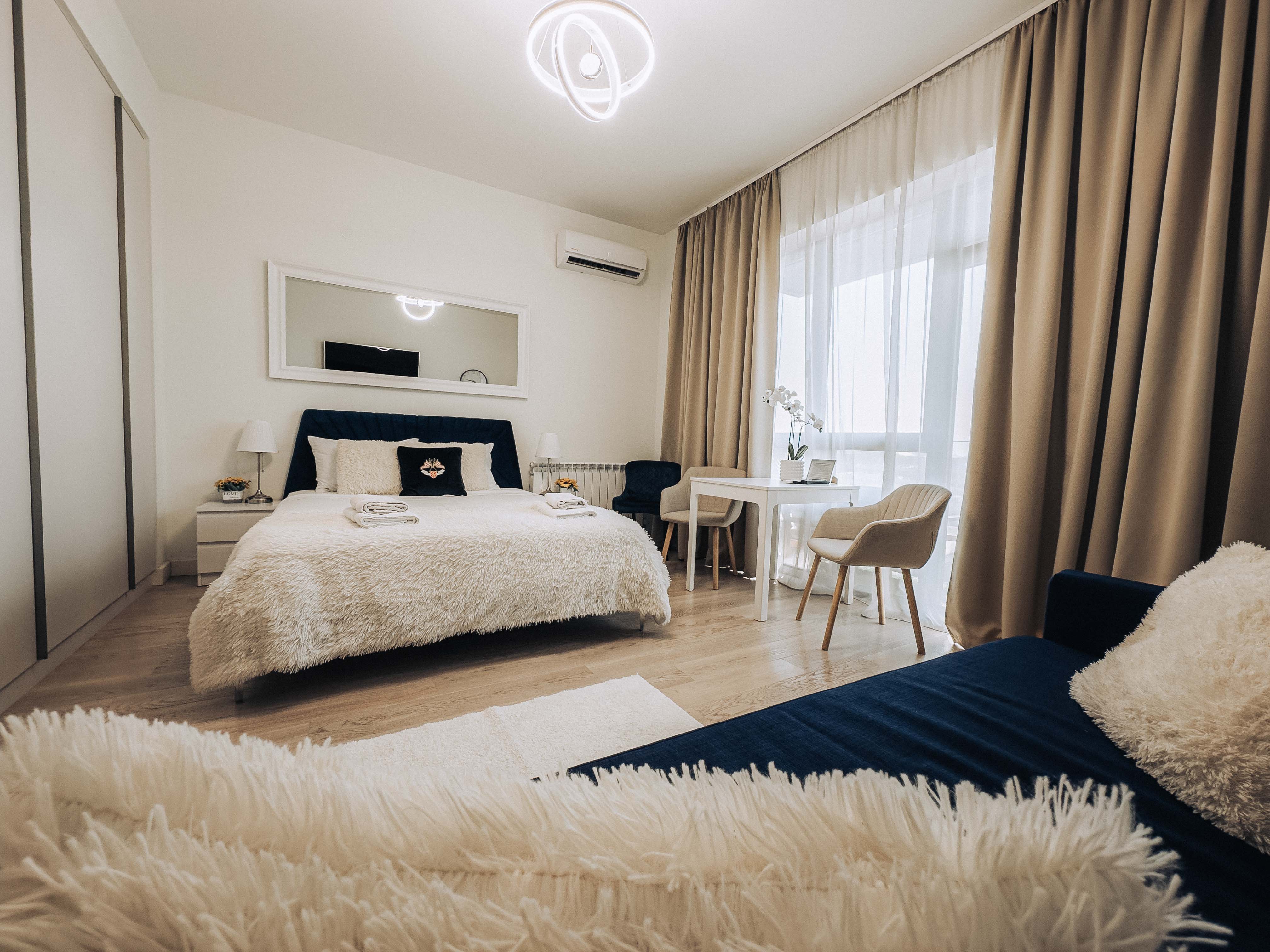 Studio Mall and Tower View